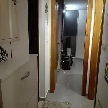Apartment Zizi Omis