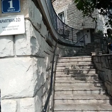 Zizi Apartment