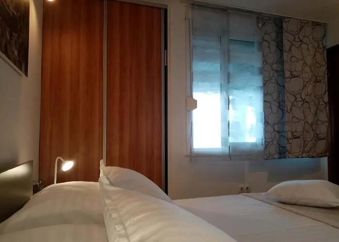 Zizi Apartment