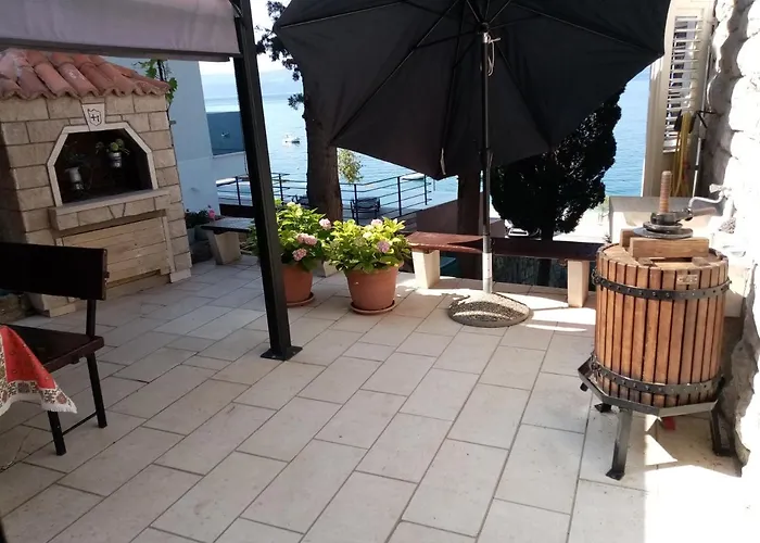 Apartment Zizi Omis